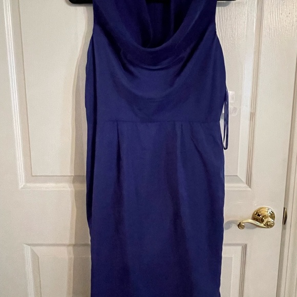 Sleeveless Dress for all Occasions - Picture 10 of 11